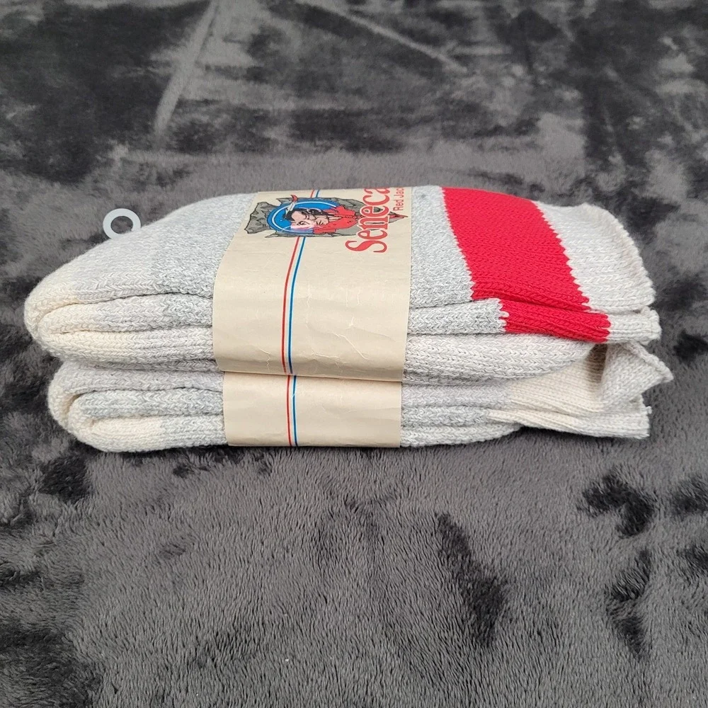 Vintage Seneca Men's Irregular Socks Size 10-13